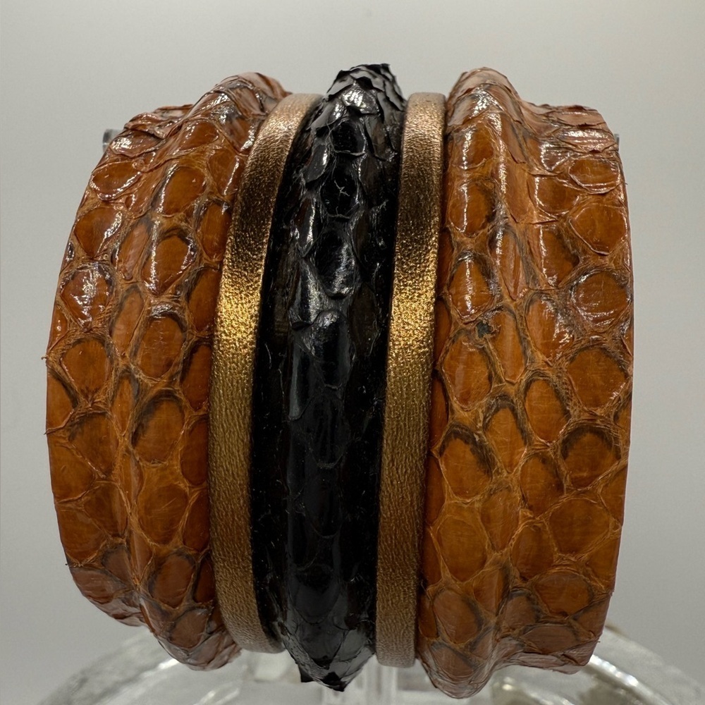 Genuine python cuff vintage bracelet - Picture 3 of 11